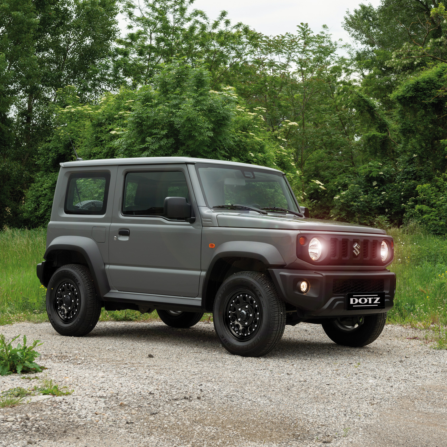 DOTZ 4x4 Modular Beadlock 17z 7.0x17 ET35 5x120 17