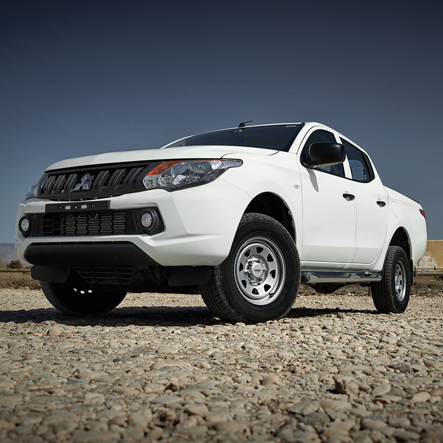 DOTZ 4x4 Dakar 7.0x16 ET40 5x130 16