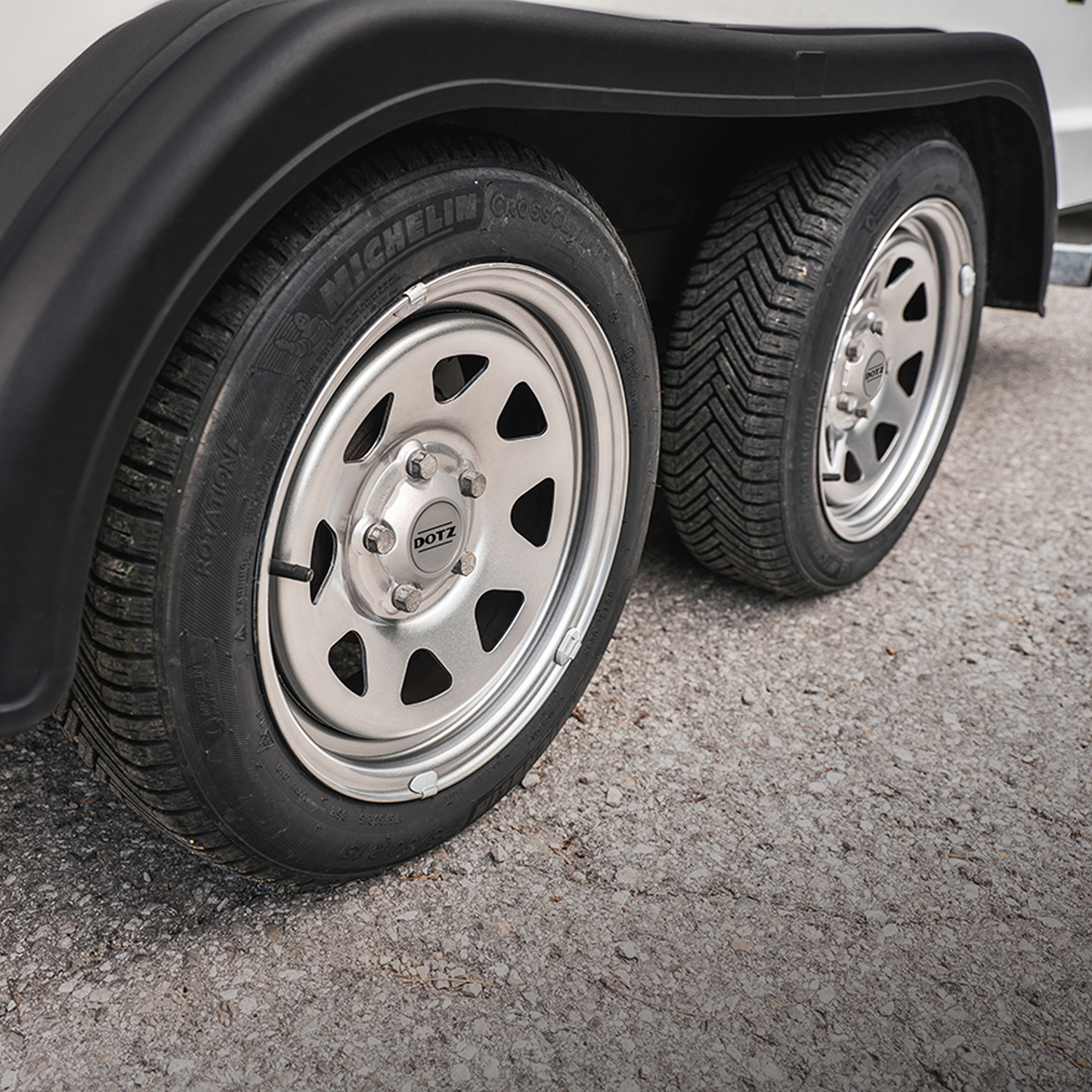 DOTZ 4x4 Dakar 7.0x16 ET40 5x130 16