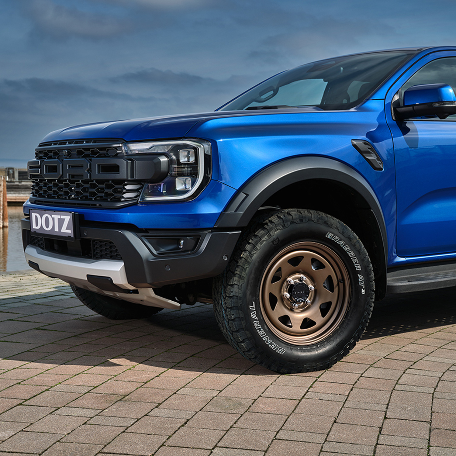 DOTZ 4x4 Dakar bronze 7.0x16 ET13 6x139.7 16